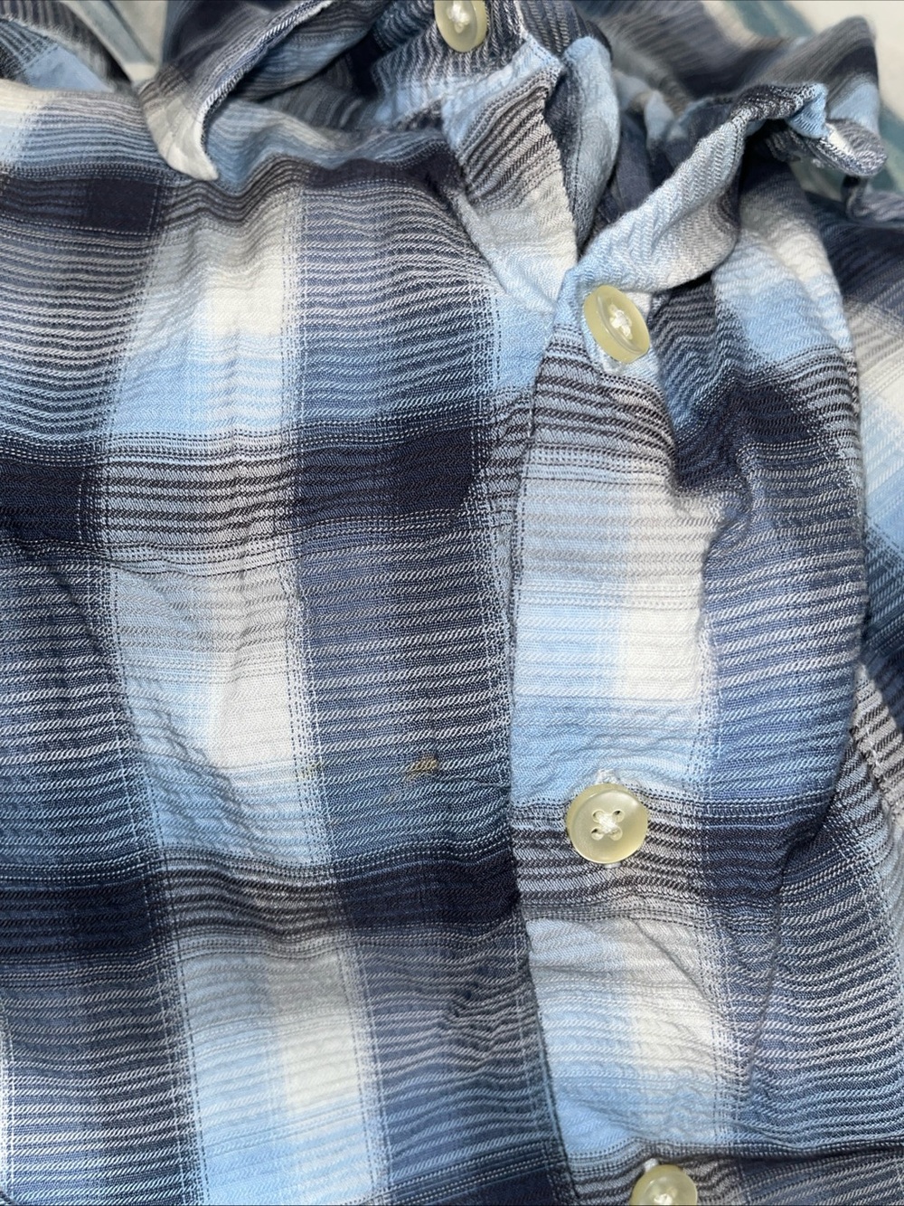 Van Heusen Light Blue and White Plaid Button-Down Shirt 4XL - Picture 8 of 8